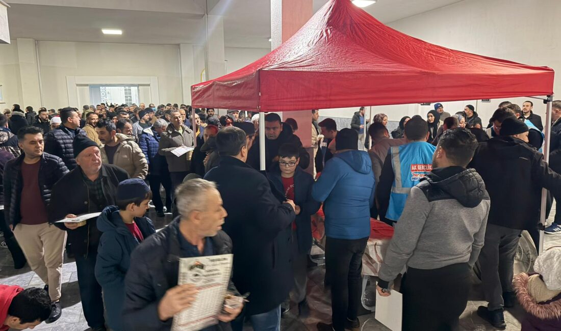 AK Parti Afyonkarahisar İl Gençlik Kolları Başkanlığı tarafından Berat Kandili