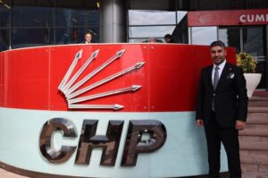 Cumhuriyet Halk Partisi Afyonkarahisar Merkez İlçe Başkanı Murat Albayrak, Büyük