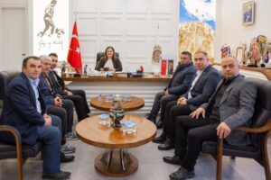 Afyonkarahisar Belediye Başkanı Burcu Köksal, belediyede gerçekleşen ziyaretler kapsamında Cumhuriyet