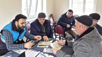 Afyonkarahisar’da çiftçilere yönelik verilen ‘B-Reçete uygulamaları ile Bitki Koruma Ürünleri