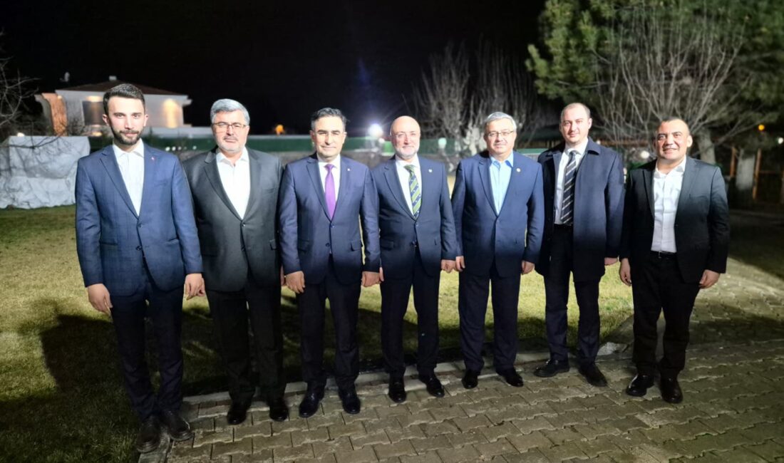 AK Parti Afyonkarahisar Milletvekili Ali Özkaya, şehir için yürütülen çalışmalara