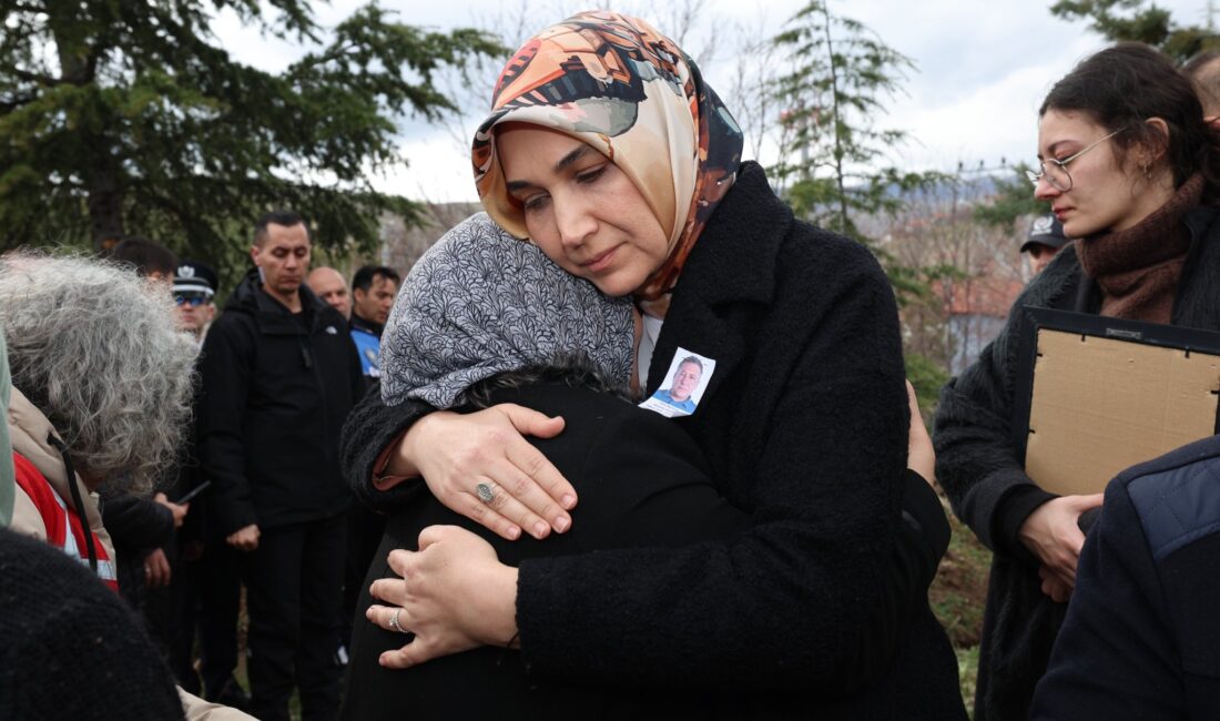 Isparta İl Emniyet Müdürlüğü kadrosunda görevliyken hayatını kaybeden Afyonkarahisarlı polis