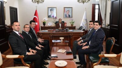 Afyonkarahisar Valisi Doç. Dr. Kübra Güran Yiğitbaşı, şehrin farklı ilçelerinde