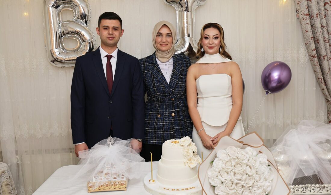 Afyonkarahisar Valisi Doç. Dr. Kübra Güran Yiğitbaşı, bu kez alışılmışın