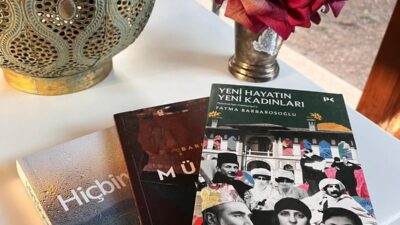 Afyonkarahisar Valisi Doç. Dr. Kübra Güran Yiğitbaşı, edebiyat dünyasının önemli