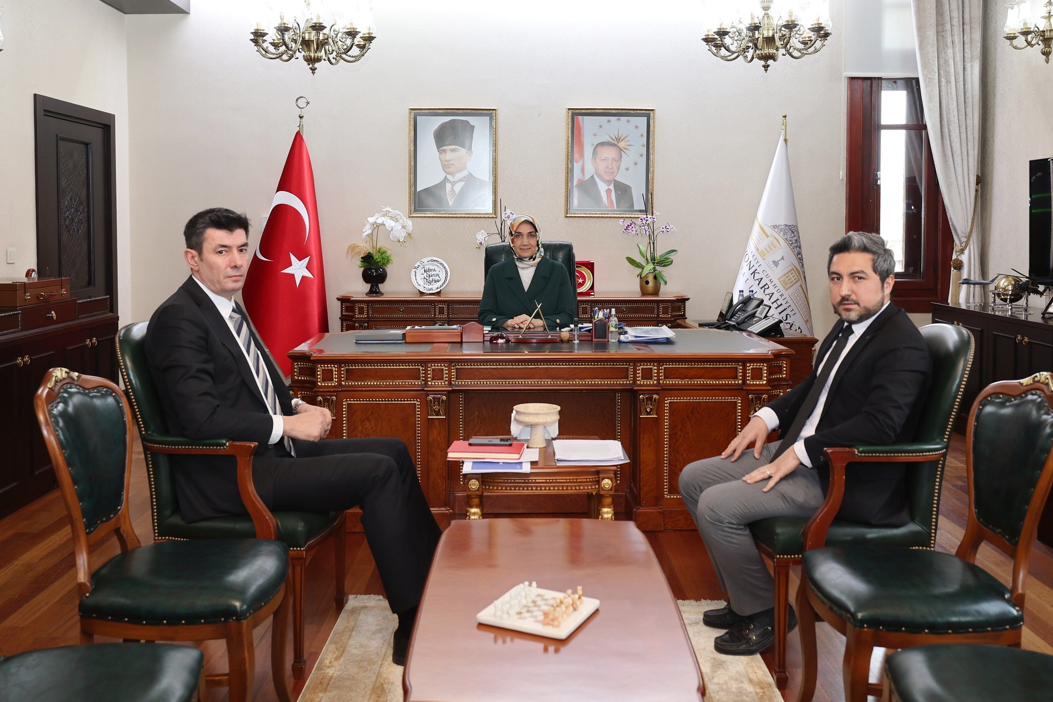 Afyonkarahisar Valisi Doç. Dr. Kübra Güran Yiğitbaşı, şehrin ekonomik ve