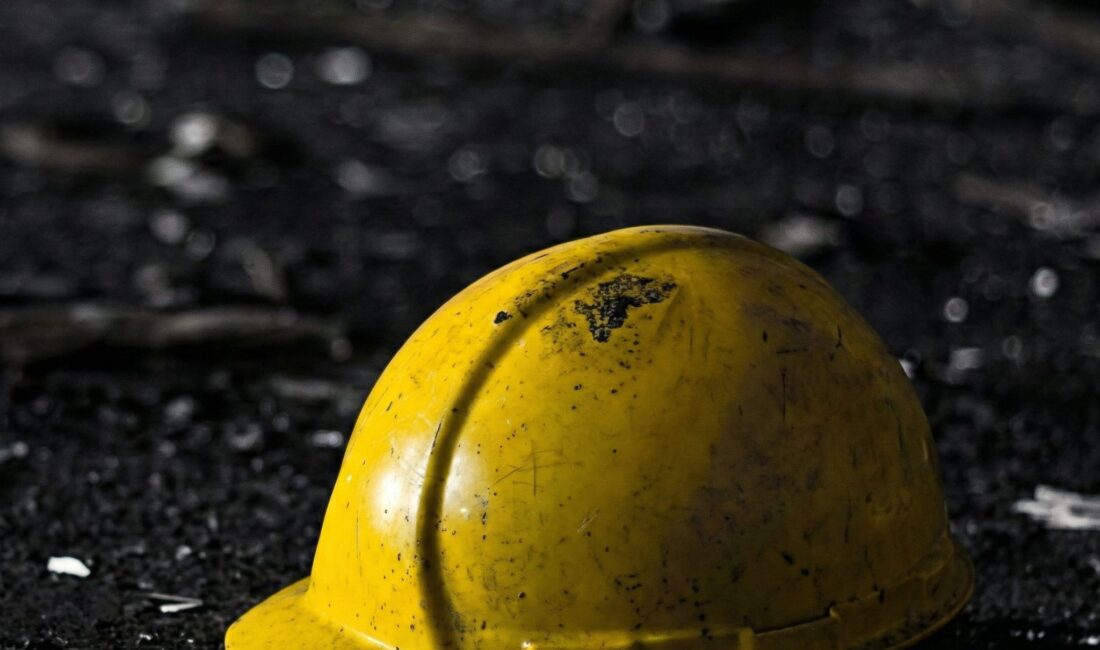 Türkiye'nin kömür merkezi Zonguldak'ta öğle saatlerinde bir maden ocağından gelen