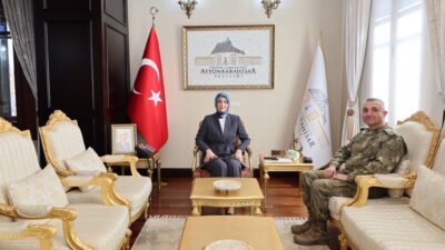 Afyonkarahisar’da devlet erkanı arasındaki nezaket ziyaretleri devam ediyor. İkmal ve
