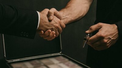 Türk futbol dünyası, Türkiye Gazetesi'nin ortaya attığı dev iddiayla sarsılıyor.