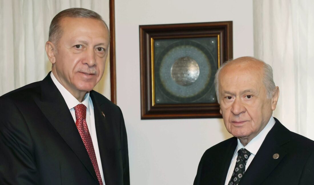 Devlet Bahçeli, Cumhurbaşkanı Erdoğan’ın doğum gününü 72 gül ve özel