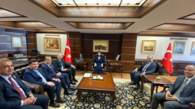 Afyonkarahisar Valiliği görevinden İçişleri Bakan Yardımcılığına atanan Doç. Dr. Kübra