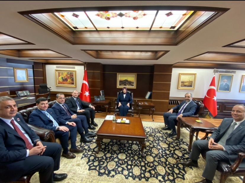 Afyonkarahisar Valiliği görevinden İçişleri Bakan Yardımcılığına atanan Doç. Dr. Kübra