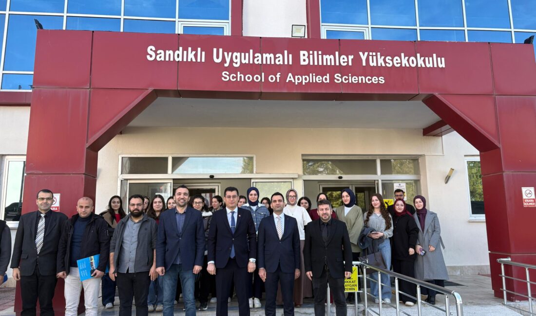 Sandıklı Cumhuriyet Başsavcılığı tarafından, son yıllarda artan dijital dolandırıcılık ve