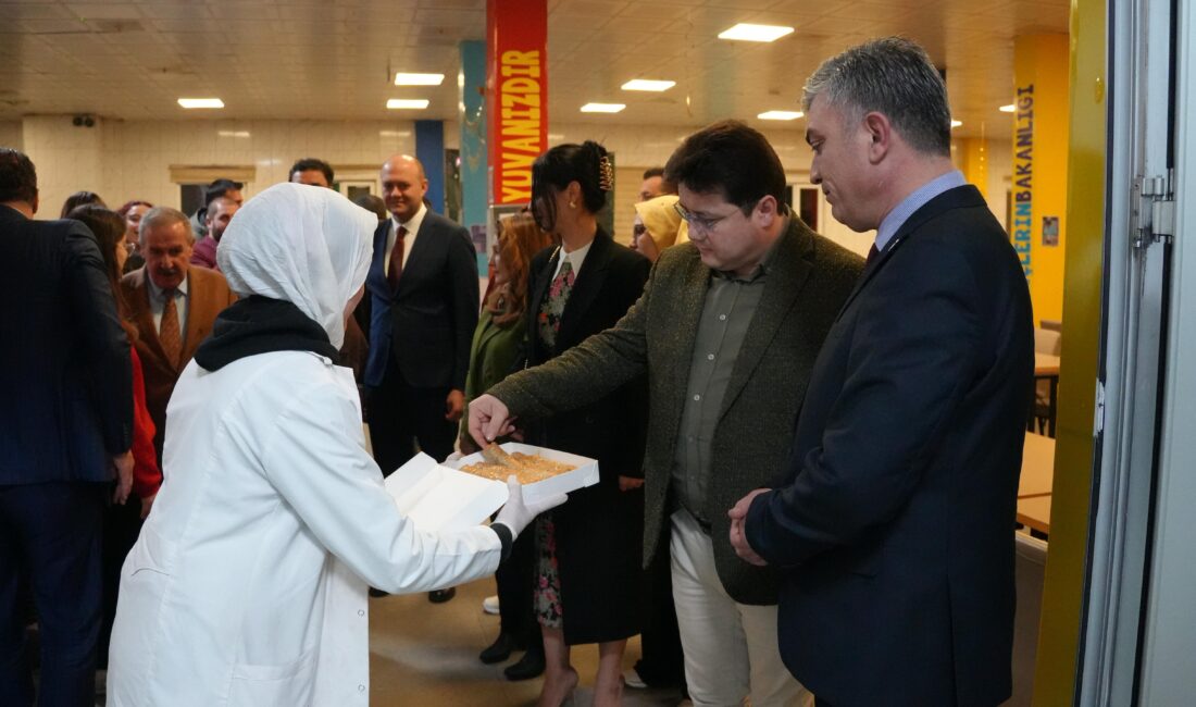 Kredi ve Yurtlar Genel Müdürlüğü (KYK) Bolvadin Yurdu’nda düzenlenen iftar