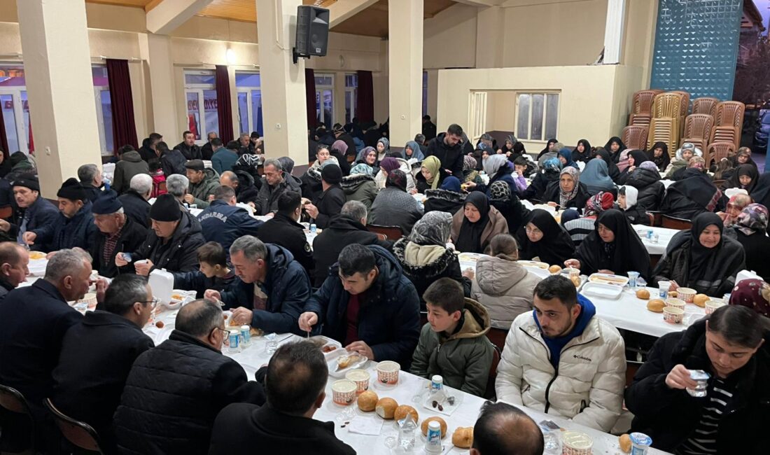 İhsaniye Belediye Başkanı Emine Gökçe tarafından ilçeye bağlı Akören Mahallesi’nde