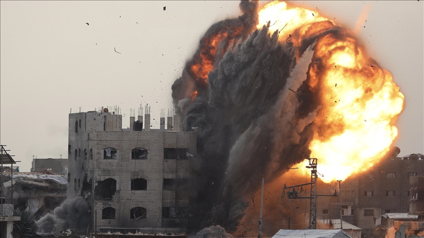 İsrail ordusu, ateşkese rağmen sabaha karşı Gazze Şeridi’nin çeşitli bölgelerine