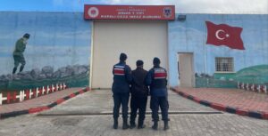 Afyonkarahisar İl Jandarma Komutanlığı ekiplerince aranan şahısların yakalanmasına yönelik sürdürülen