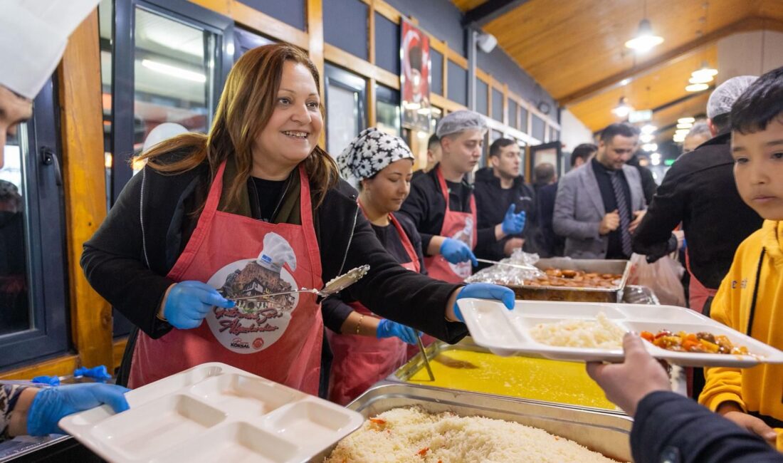 Afyonkarahisar Belediyesi, Ramazan ayının ilk haftasında şehrin farklı noktalarında düzenlediği