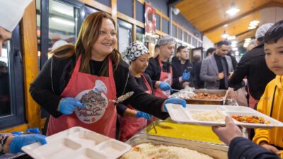 Afyonkarahisar Belediyesi, Ramazan ayının ilk haftasında şehrin farklı noktalarında düzenlediği