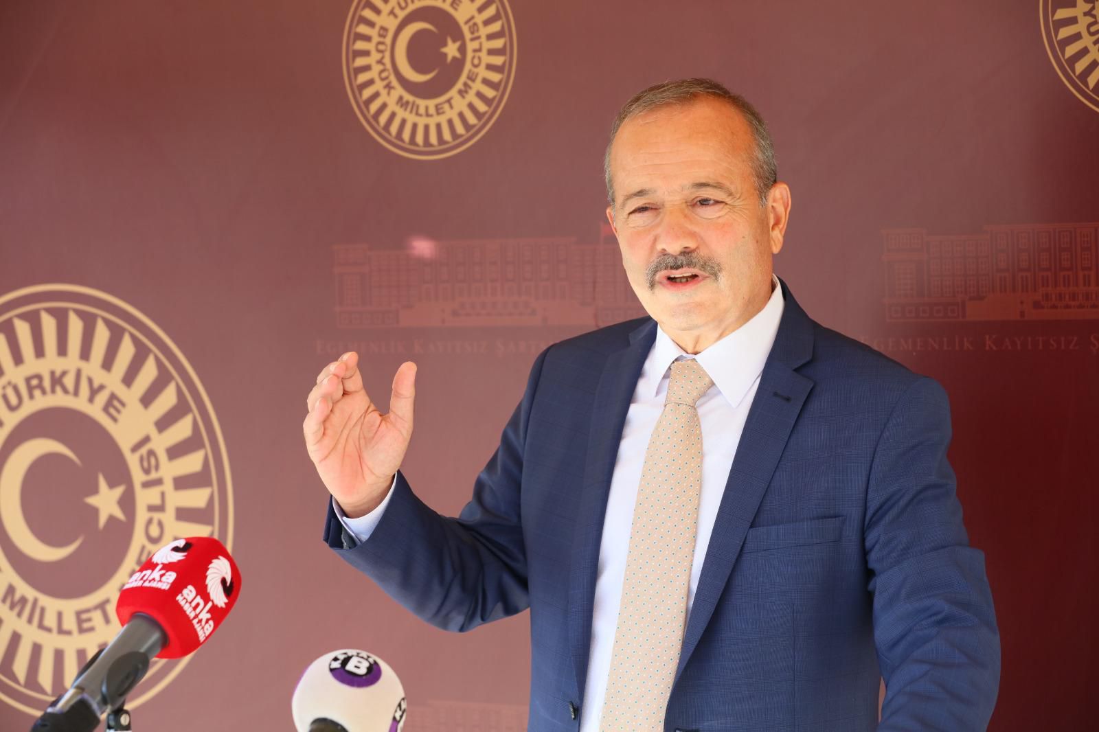 Milliyetçi Hareket Partisi Afyonkarahisar Milletvekili Mehmet Taytak, İYİ Parti Genel