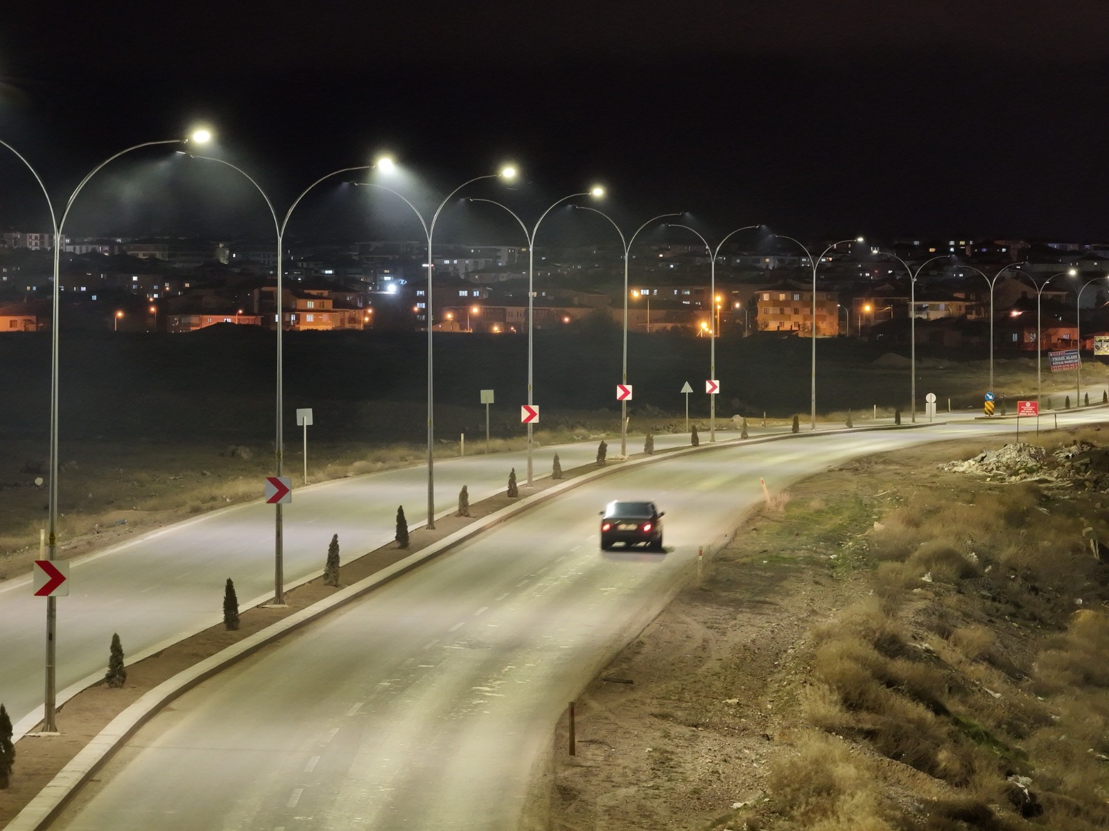 Elektrik dağıtım şirketi OEDAŞ, ‘Aydınlatma Modernizasyon Projesi’ kapsamında 20 bin