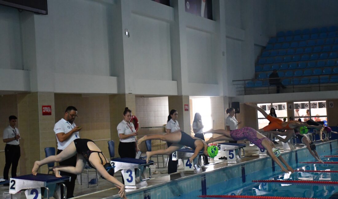 Afyonkarahisar’da Okul Sporları Minikler A-B ve Küçükler Yüzme Müsabakaları, Dr.