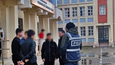 Afyonkarahisar Emniyet Müdürlüğü, eğitim ve öğretim döneminin başlamasıyla birlikte öğrencilerin