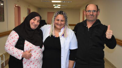 Afyonkarahisar Devlet Hastanesi'ne varis şikayetiyle başvuran Ayşe Dudu Cihan ve