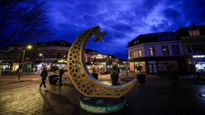 Ramazan ayında bu sene, dünya genelindeki Müslümanlar günde yaklaşık 12