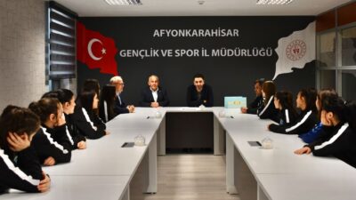 Taşoluk Belediyespor Spor Kulübü güreş sporcuları, Gençlik ve Spor İl