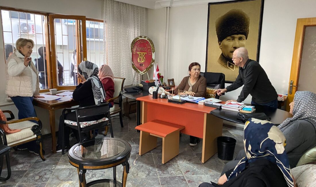 Türkiye Yardım Sevenler Derneği Afyonkarahisar Şubesi tarafından Ramazan ayı boyunca