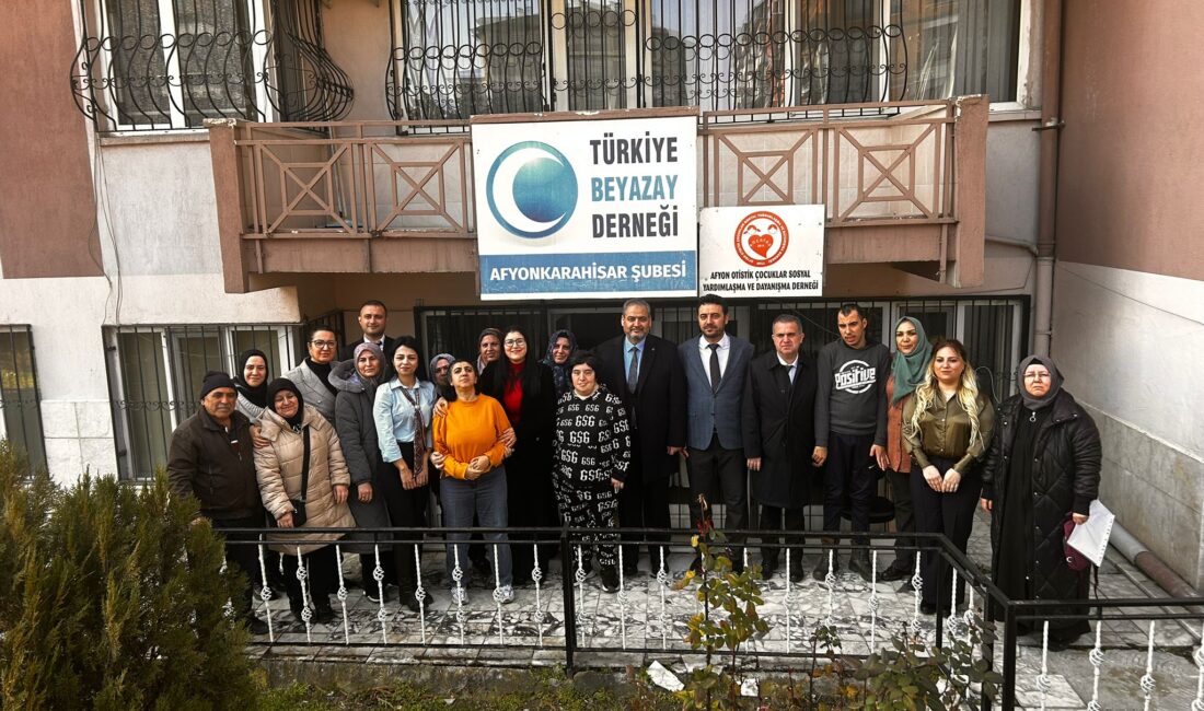 Afyonkarahisar Sağlık Bilimleri Üniversitesi Rektörü Prof. Dr. Adem Aslan, Rektör