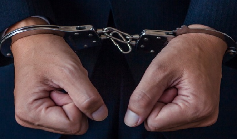 Afyonkarahisar İl Emniyet Müdürlüğü ekipleri, aranan şahısların yakalanmasına yönelik yürüttükleri