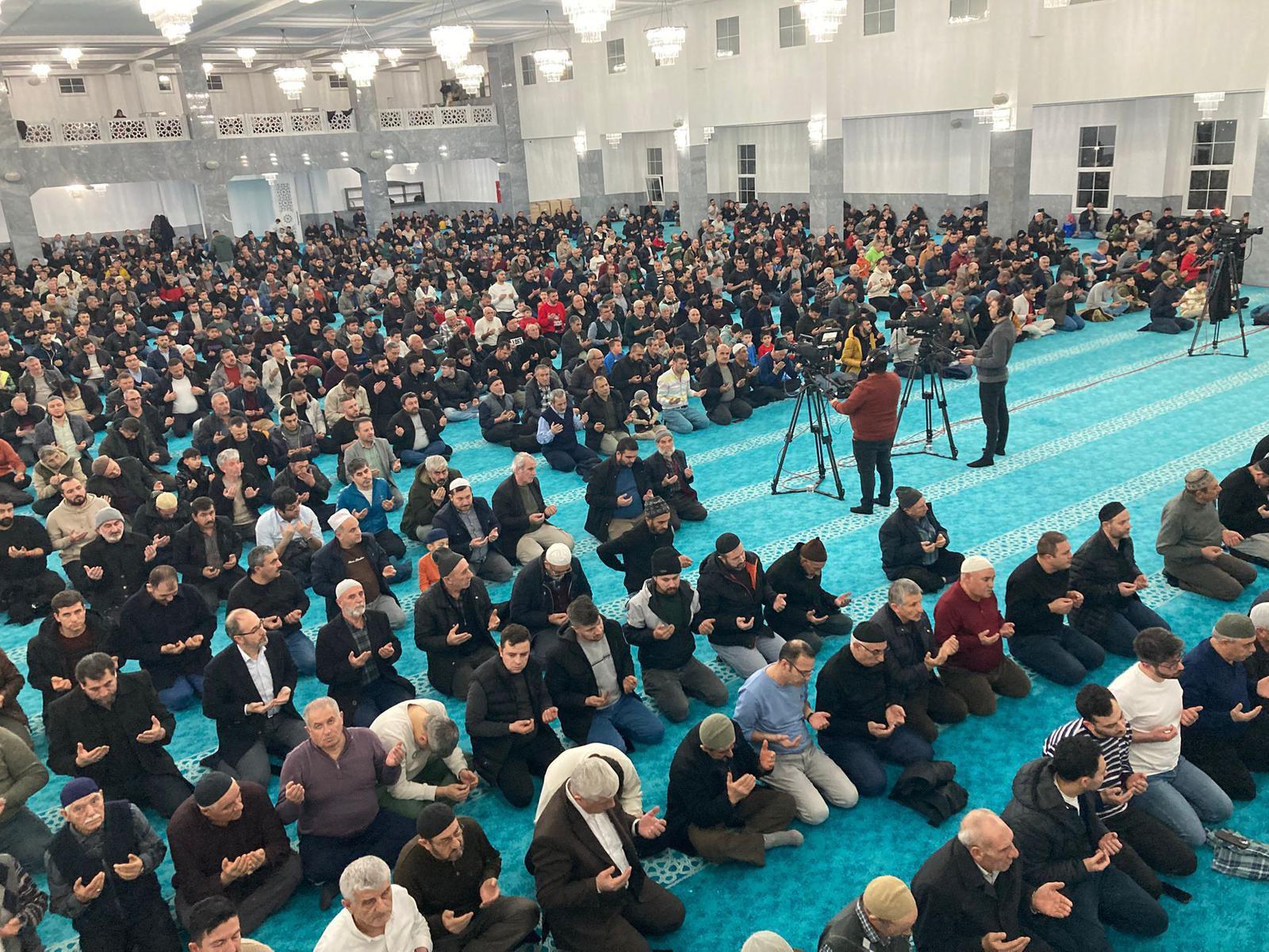 Berat Kandili dolayısıyla Dörtyol Mahalle Muhtarlığı tarafından Hacı Mehmet Sayın