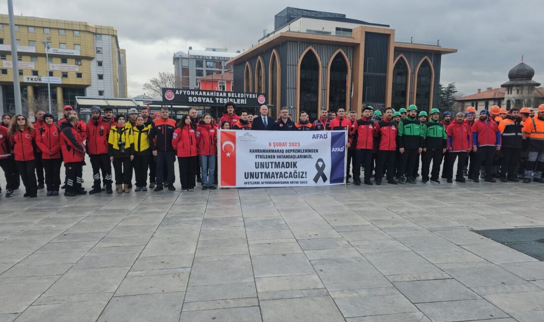 Afyonkarahisar’da, 11 ili sarsan ve "asrın felaketi" olarak nitelendirilen 6
