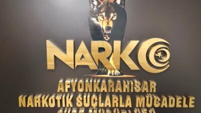 Afyonkarahisar İl Emniyet Müdürlüğü ekipleri, sokak satıcılarına yönelik yürüttüğü titiz