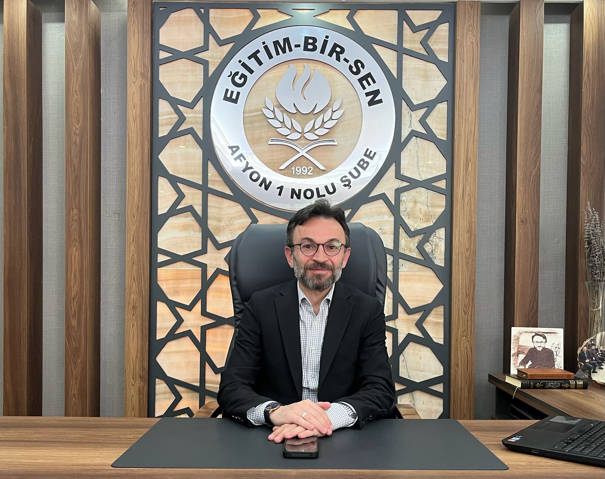 Eğitim-Bir-Sen Afyonkarahisar 1 Nolu Şube Başkanı Mustafa Arslan, sendikanın kuruluşunun