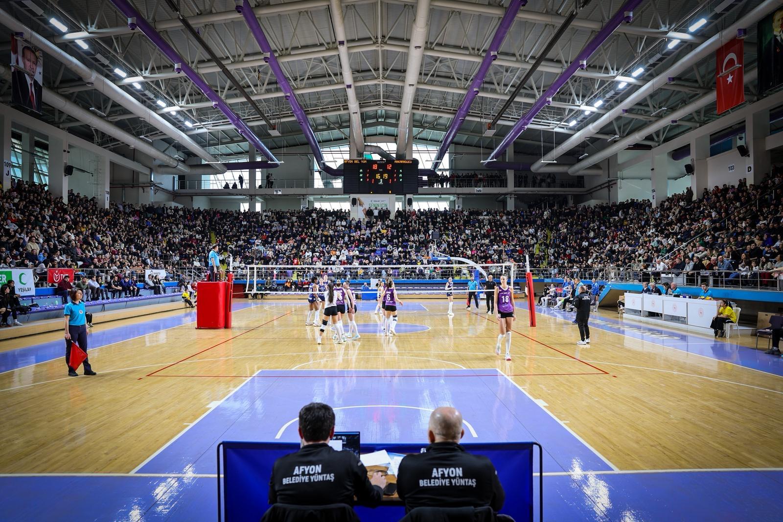 Afyon Belediye Yüntaş Spor Kulübü, yarın oynanacak karşılaşma öncesinde Afyonkarahisar