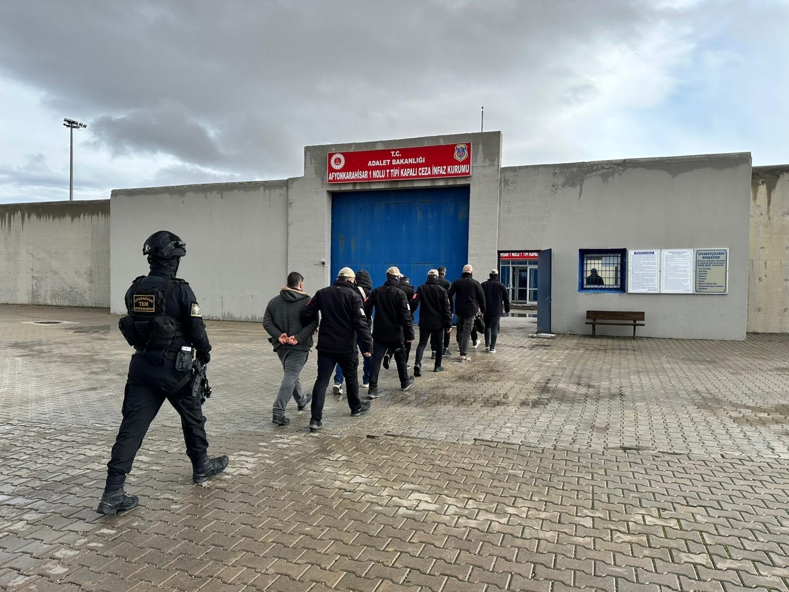 Afyonkarahisar Emniyet Müdürlüğü, terör örgütü DEAŞ’ın sözde üst düzey yöneticilerine