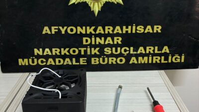 Afyonkarahisar’da uyuşturucu ile mücadele kapsamında denetimlerini sıkılaştıran emniyet güçleri, uygulama