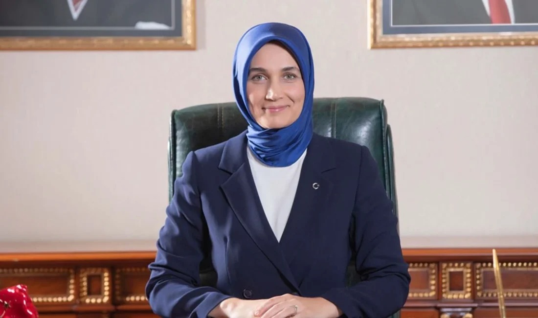 Afyonkarahisar’ın ilk kadın valisi olarak tarihe geçen Kübra Güran Yiğitbaşı