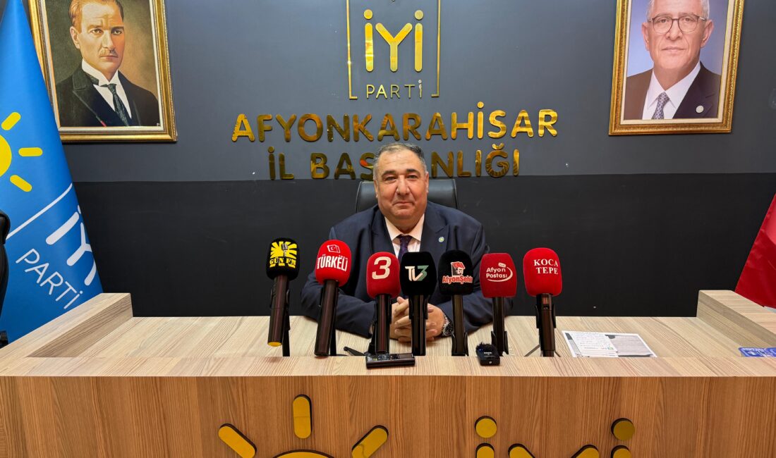 İyi parti Afyonkarahisar İl Başkanlığı binasında düzenlenen haftalık olağan basın