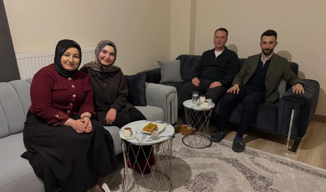 AK Parti Genel Merkez Gençlik Kolları MKYK Üyesi Tuğba Yavuzer,