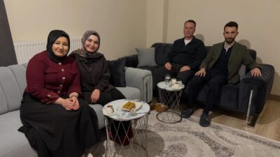 AK Parti Genel Merkez Gençlik Kolları MKYK Üyesi Tuğba Yavuzer,