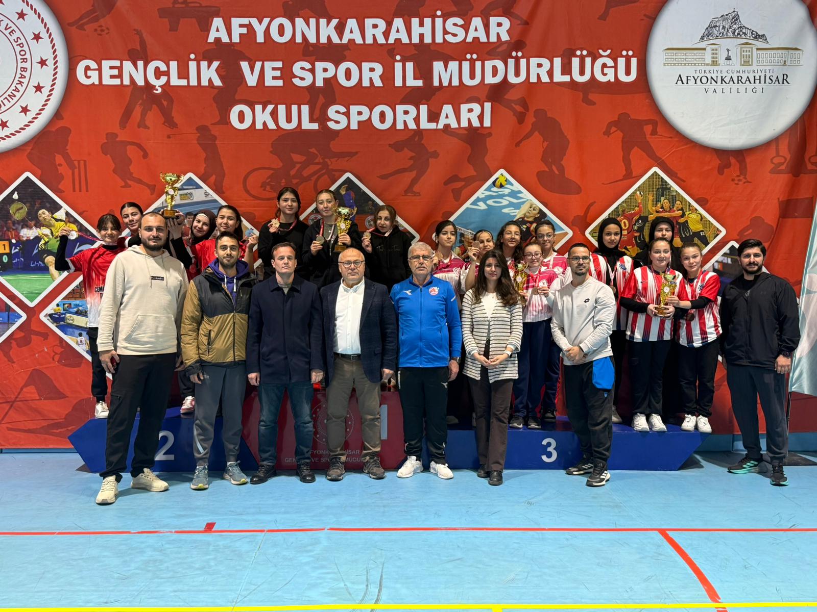 Okul Sporları faaliyet programında yer alan Yıldız Kızlar Dart Müsabakaları