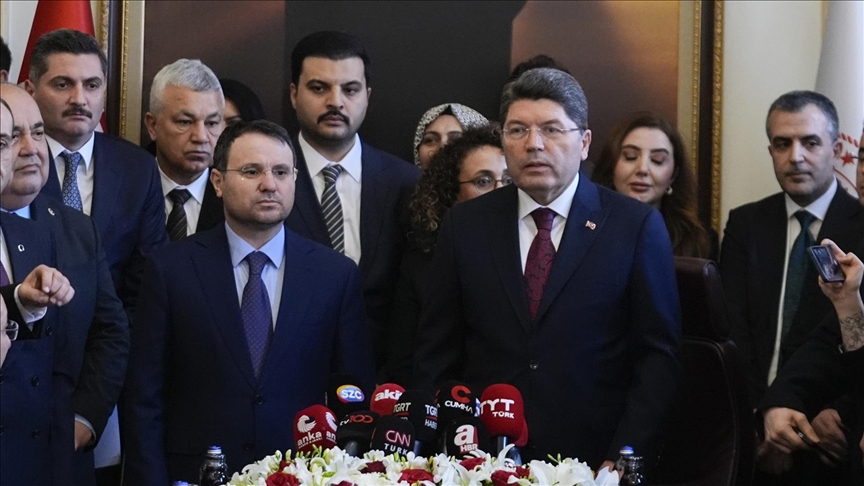 Resmi Gazete'de yayımlanan Cumhurbaşkanı Kararı ile Adalet Bakanlığına getirilen Akın