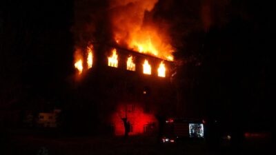 İspanya’nın Katalonya özerk bölgesinde bulunan Barselona şehrinde, 5 katlı bir