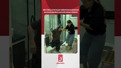 Bir Türk ile evlenen Ukraynalı kadın kayınvalidesinin abdest almasına yardım