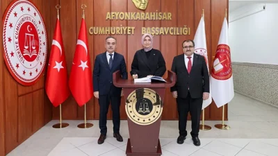 İçişleri Bakan Yardımcılığı görevine atanan Afyonkarahisar Valisi Doç. Dr. Kübra