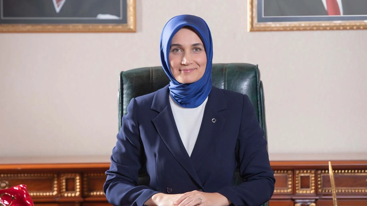 Afyonkarahisar Valisi Doç. Dr. Kübra Güran Yiğitbaşı, 6 Şubat depremlerinin